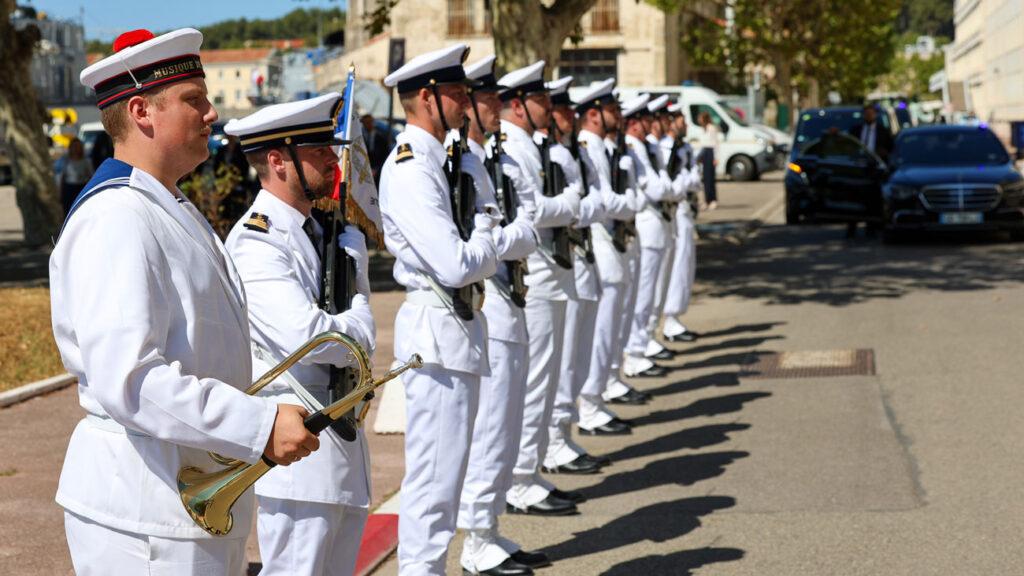 Delegacja z Polski została powitana z najwyższymi honorami, fot. MON 