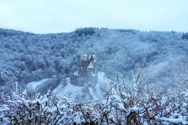 Wyrażenie niemieckie „jmdm. ins Gesicht geschrieben stehen”