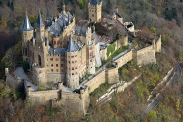 ÖSD Zertifikat C2, Schreiben, Burg Hohenzollern