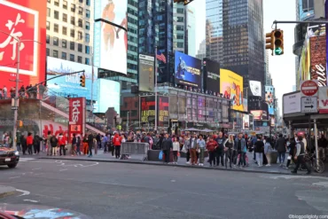 C1 Advanced Essay Writing: Crimes