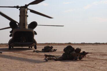 Hiszpania przenosi żołnierzy sił specjalnych w Iraku do bezpiecznych stref