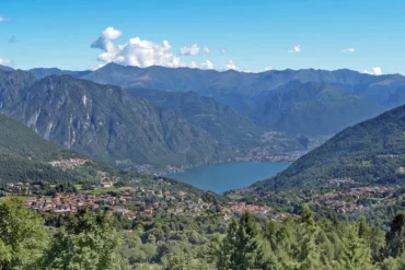 Co oznacza włoski przymiotnik „velleitario”?